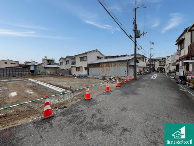 周辺は落ち着いた街並みの住宅地！子育てがしやすい住環境です！