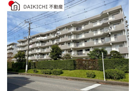 東鷲宮ニュータウン駅前通りの外観