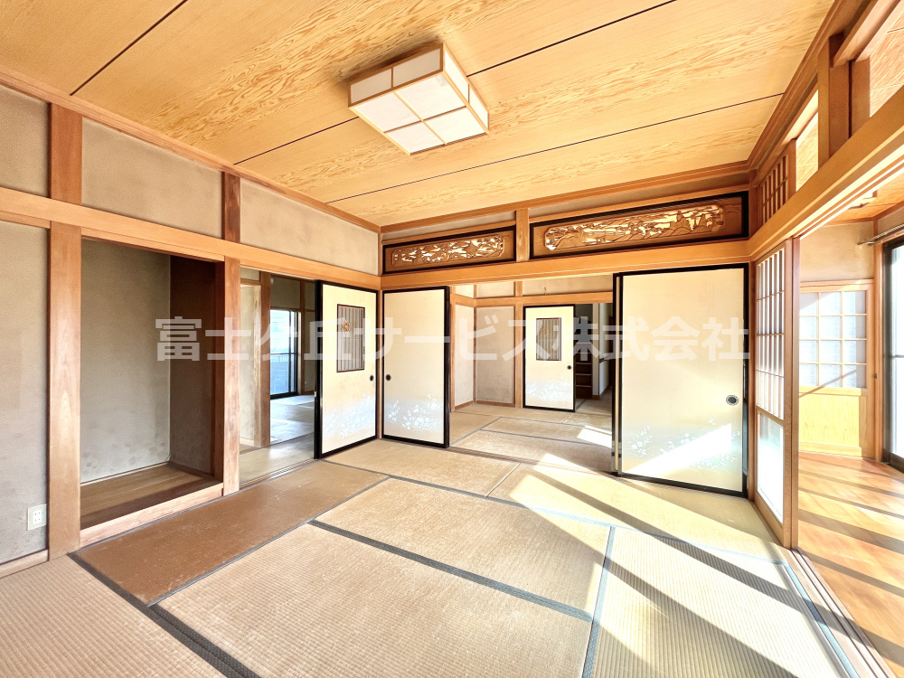 和室二間で14帖の広さがあります