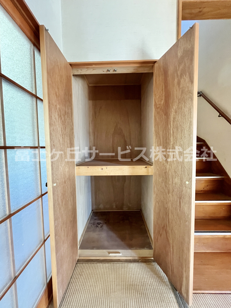 階段下の収納