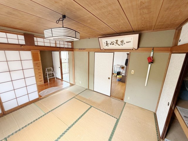 1階8帖の和室！畳が落ち着きます！