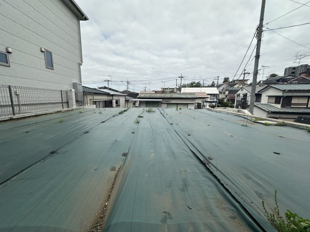 間口も広くしっかりとした広さの土地なので自由度の高い間取りや住宅を実現できます。