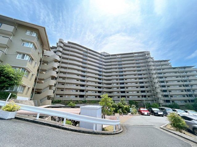 北大阪急行線と大阪モノレール本線の2沿線利用可！内覧をご希望の際はお気軽にお電話ください。