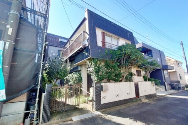 バス便多く通勤通学に便利な立地