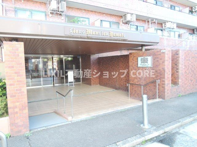 パパとママが大切なお子様をいつも身近に感じられる安心の子育て環境の立地になります。