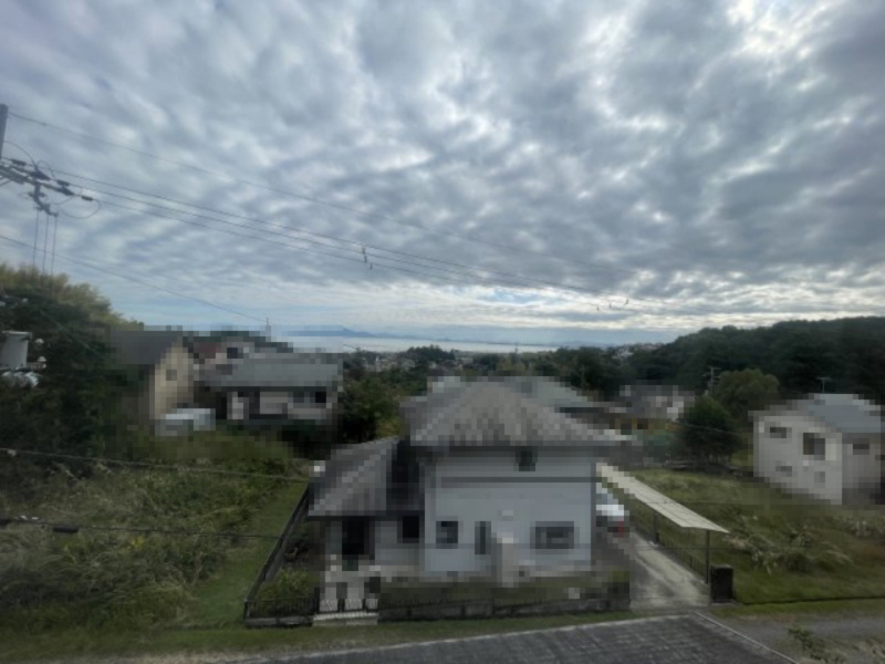 ロフトからの眺望です。琵琶湖が見えます！