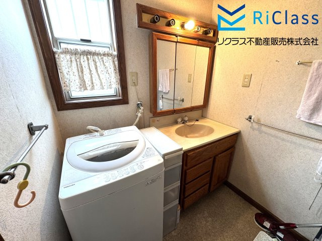 室内洗濯機置場もございます