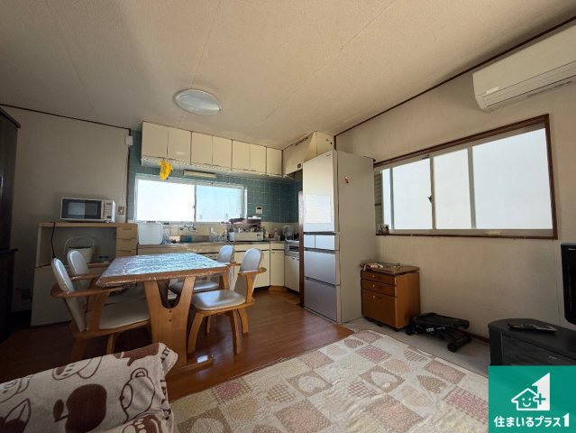 好きな食器をたくさん収納できるキッチン！　