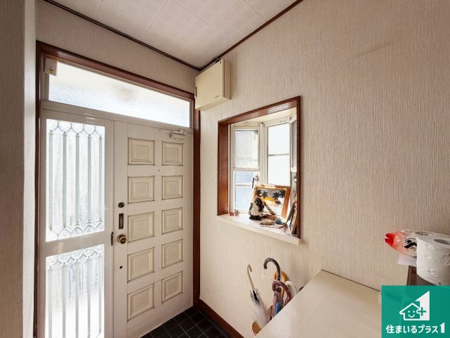 たくさん収納できるシューズボックス付！　