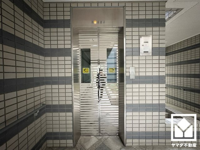 スムーズな移動を叶えるエレベーター。毎日の生活にゆとりをもたらす、快適な暮らしの動線をサポートします。