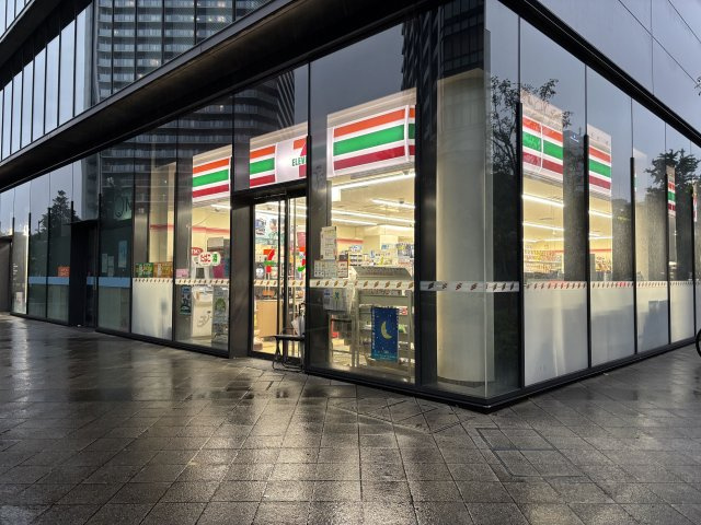 【セブンイレブン】晴海3丁目店…徒歩約1分(66ｍ)
