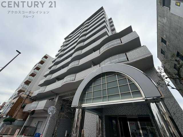 2026年4月リフォーム完了予定。リフォーム内容（キッチン新調、浴室新調、トイレ新調、洗面台新調、クロス張替、フローリング貼替、CF張替、建具新調、室内クリーニング）