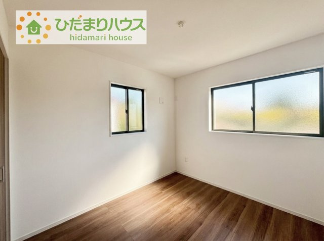 窓が多く、明るい空間を演出してくれます(*^^*)