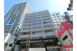 ブロードウェイの外観