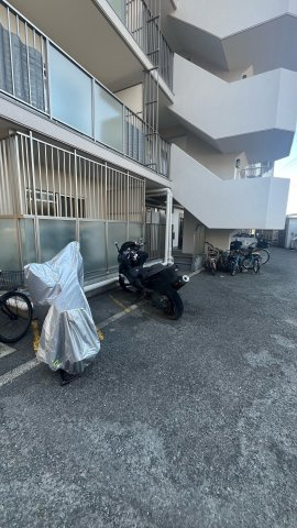 バイク置場