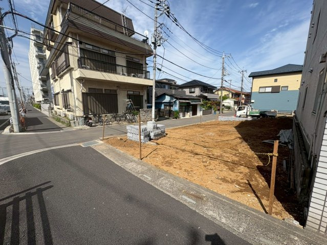 1区画　敷地約34坪・北西角地！自由設計で夢のマイホームはいかがでしょうか！建築条件なし・お好きなハウスメーカーで建築可能です！