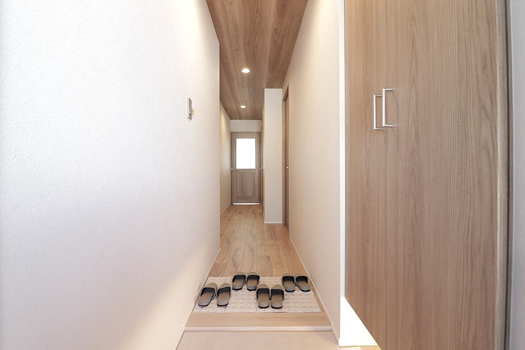 ※写真は同形状・同仕様の施工例です。実際の建具やクロスの色味とは異なる場合があります