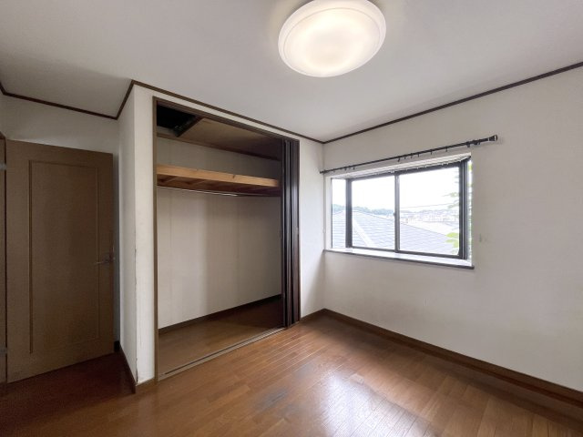 2階洋室5.7帖