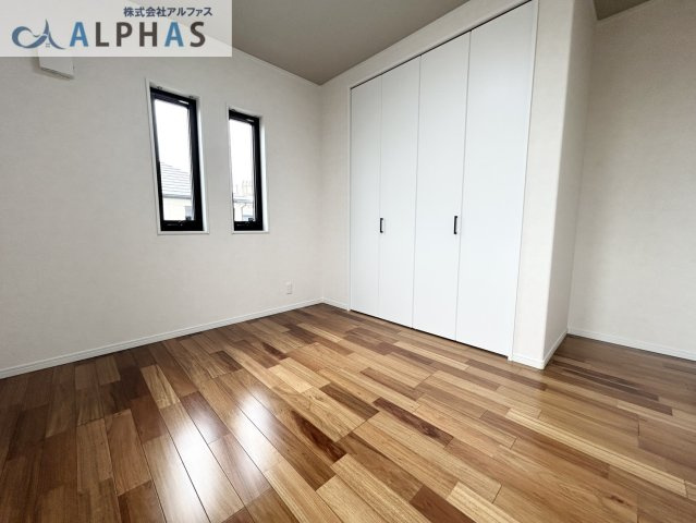 ■各居室に収納があり、お部屋がスッキリと片づきます♪