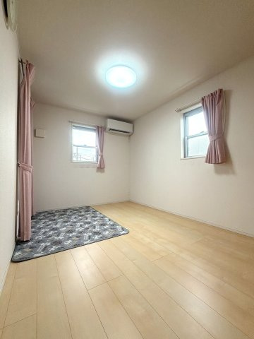 北西洋室の別角度になります♪