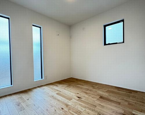 綾瀬市深谷中7丁目　中古一戸建て