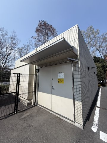 敷地内ゴミ置き場