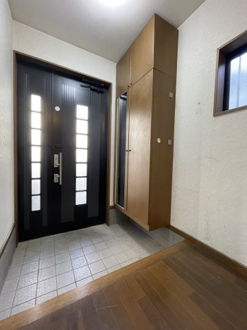 シューズボックスが備えつけられています。