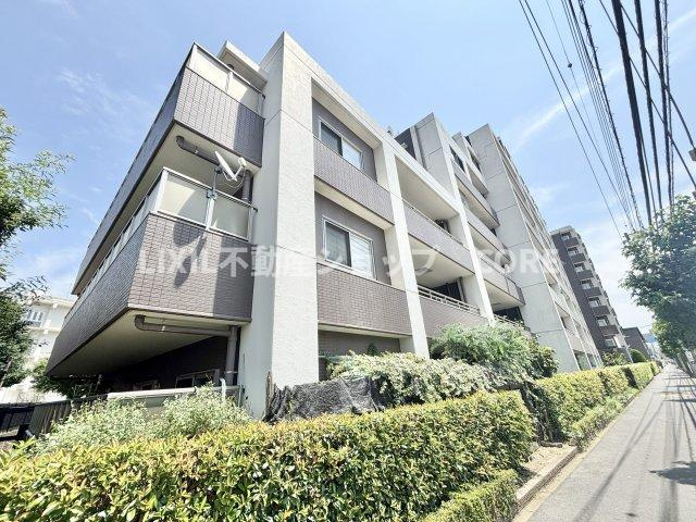 鉄筋コンクリート造8階建7階部分、新耐震基準・旧耐震が気になる方はスタッフまでお問い合わせください。