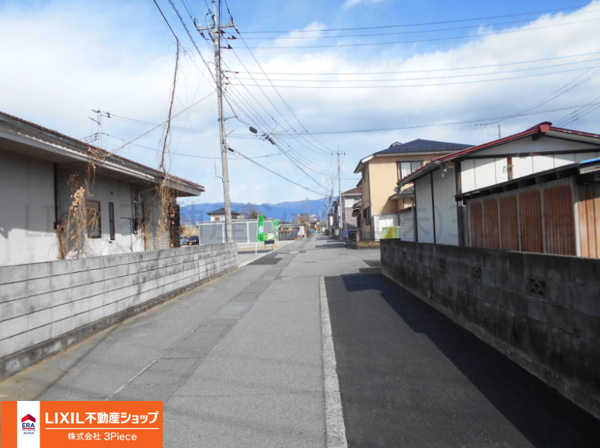 【笛吹市石和町川中島　区画③　住宅用地の周辺】