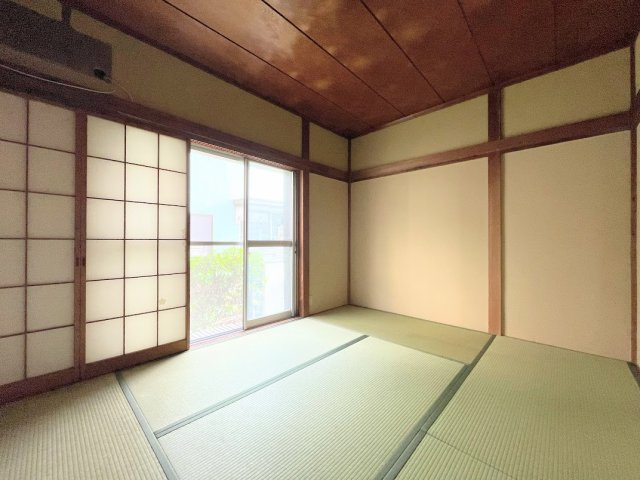 ◆心落ち着く和室でゆったり過ごせます。自然とリラックスできる空間です。