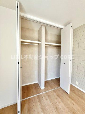 全居室に収納を完備しておりますので、居室の全空間を有効活用出来ます。　