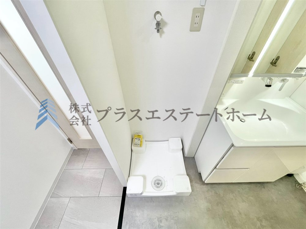 洗濯機置場も室内です♪