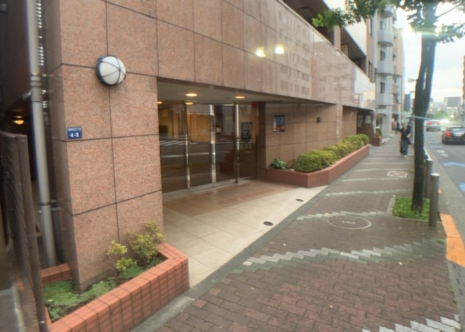 隣家の土地はどうなっているのか、生活利便施設が近くにあるのか、学校まで近いかなど、お客様のライフスタイルにあわせたイメージが重要です。また、近くにあると困る施設が近くにないかも確認するといいでしょう。