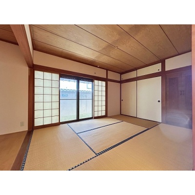 いぐさの香る和室でリラックスした毎日を過ごせますよ♪
