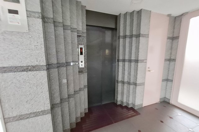 エレベーター