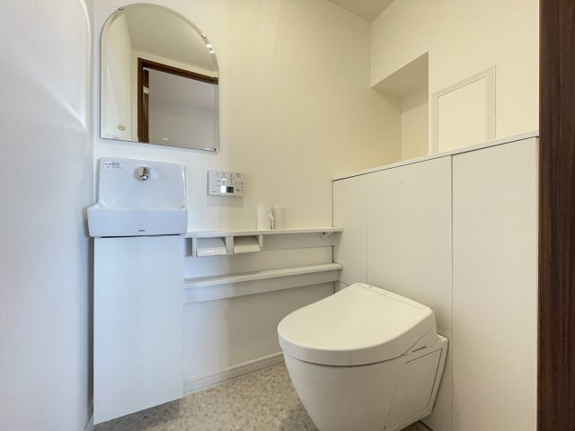 清潔感のあるトイレで気持ちよくお使いいただけます