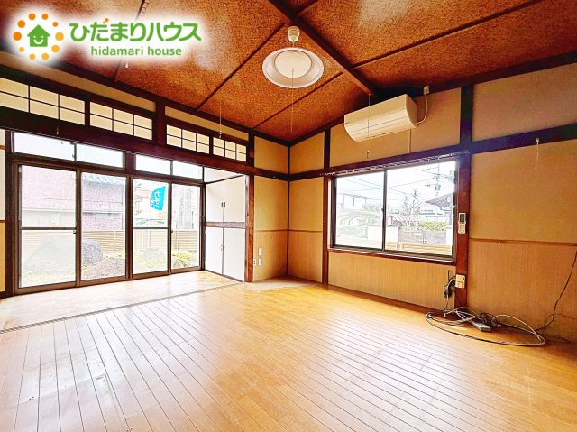 陽当たり良好で、昼間は電気いらず！