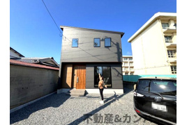 近隣挨拶どうする たちばな小学校が隣人な家の外観