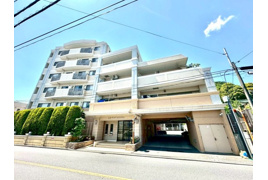 エルズ中山の外観
