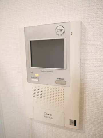 「見える安心」をカタチにしました。誰が来てもわかる様にモニター付きインターホンを設置。