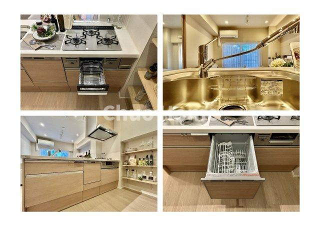 【システムキッチン】ワイドで収納豊富な使い勝手の良いカウンターキッチンには、食洗器・伸縮タイプのキッチン水栓、三ツ口コンロ・魚焼きグリルなどの便利な設備が標準完備されています。