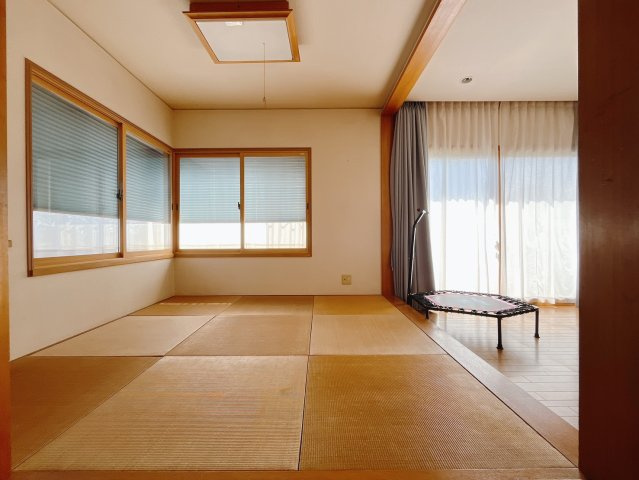 ■畳コーナー｜畳ならではの香りや素材で和のやすらぎを感じてください♪休日はお子様とお昼寝するのにも最適です！