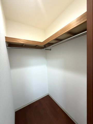 洋室約6.0帖　ウォークインクローゼット
