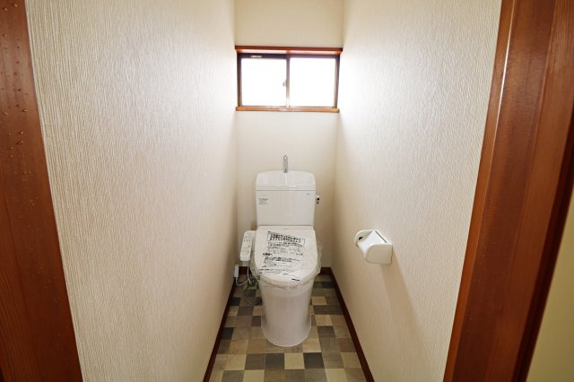 二階トイレ