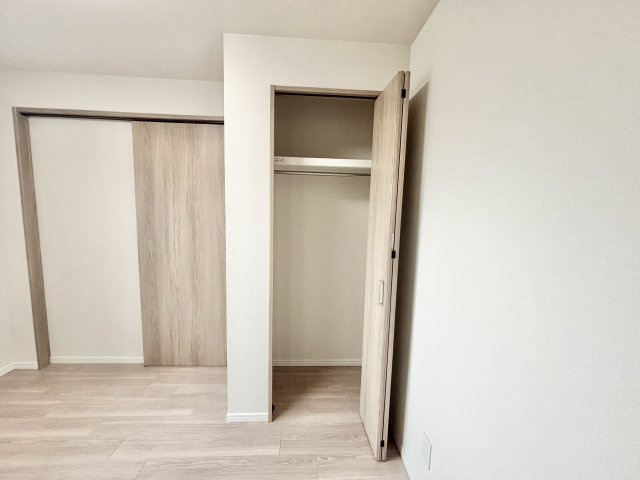 全居室にクローゼットを完備！居室空間をより広く隅々までお使いいただけますね。