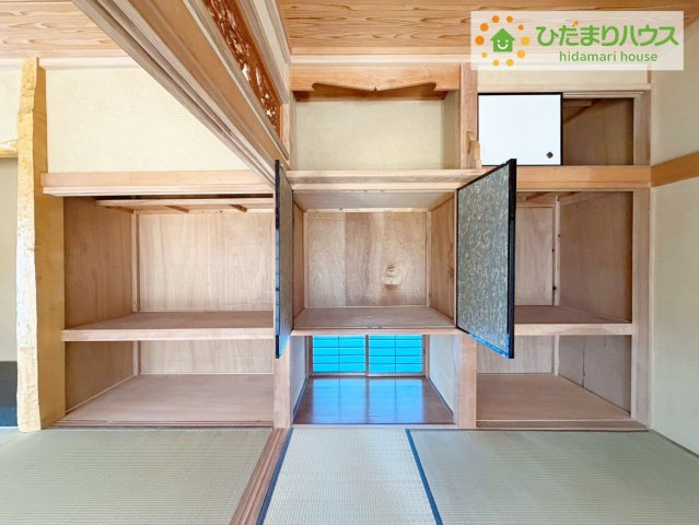 和室にも大容量のクローゼット完備！　お布団やお子様のおもちゃなどがスッキリ収納できますね(^^♪