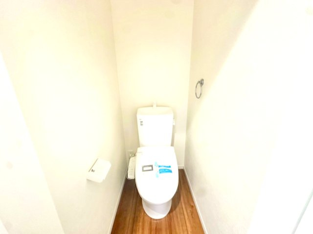 落ち着いたトイレです