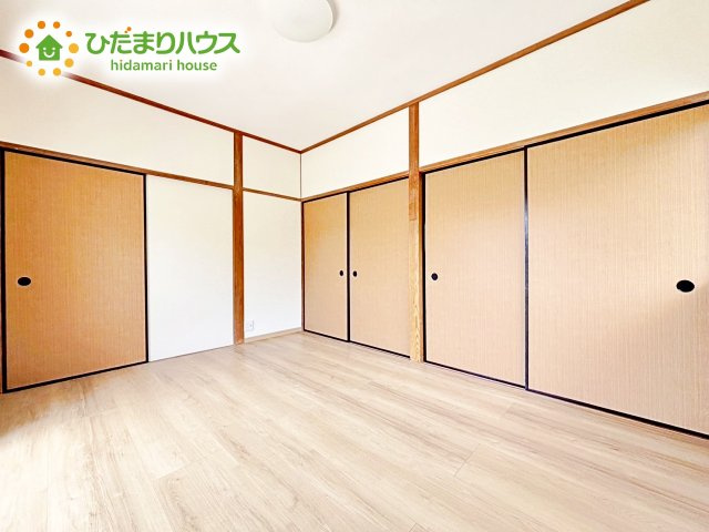 家族一人ひとりの大切なプライベート空間。趣味に合わせて使って頂けるようシンプルに仕上げてあります。暮らし心地を大きく左右する収納を、適材適所に配置し使い勝手を考慮しました。