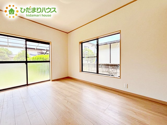 シンプルな内観ですのでさまざまなインテリアスタイルを楽しめます。