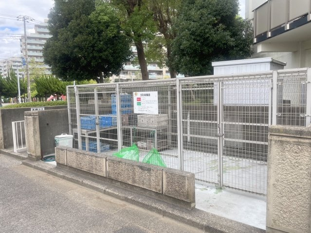 共用部・ゴミ置き場